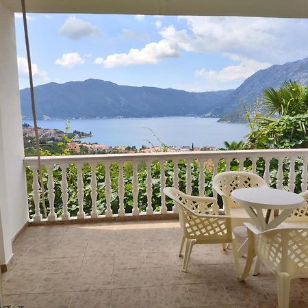 L&D Panorama Apartmani Risan Eksteriør billede