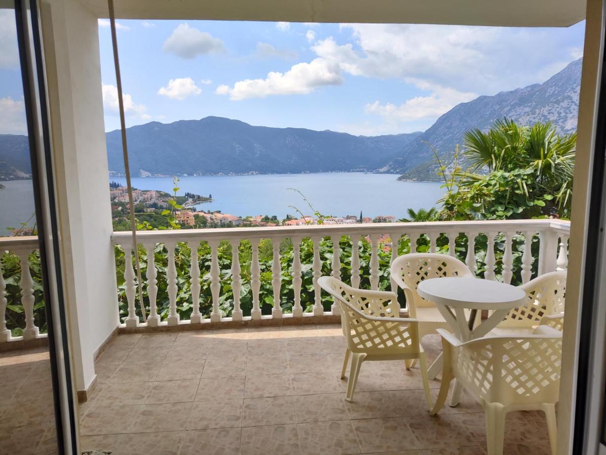 L&D Panorama Apartmani Risan Eksteriør billede